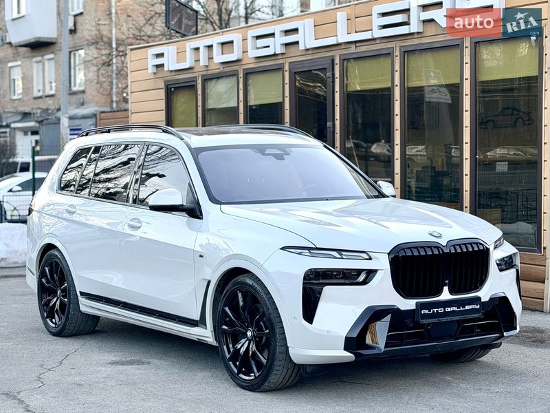 Внедорожник / Кроссовер BMW X7 2023 в Киеве
