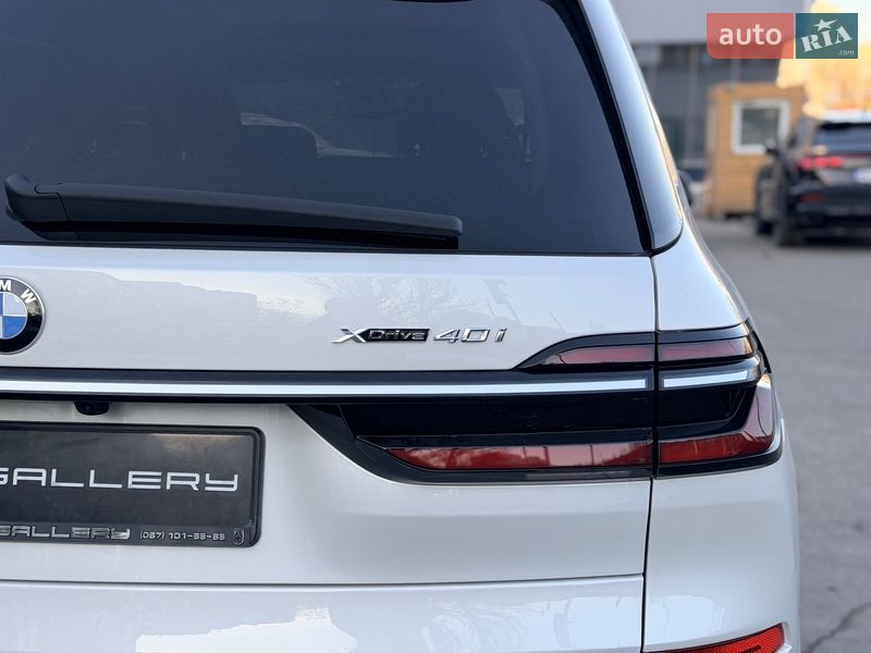 Внедорожник / Кроссовер BMW X7 2023 в Киеве