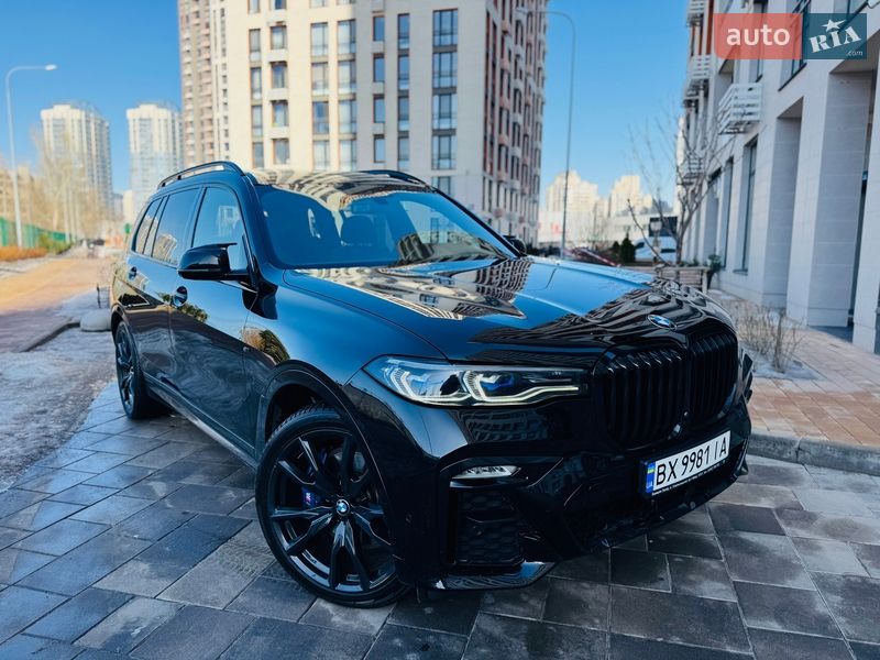 Внедорожник / Кроссовер BMW X7 2021 в Киеве