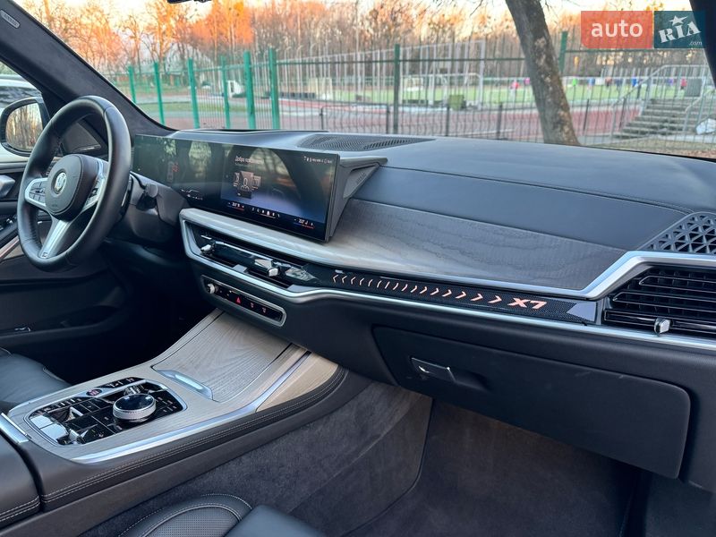 Внедорожник / Кроссовер BMW X7 2024 в Виннице