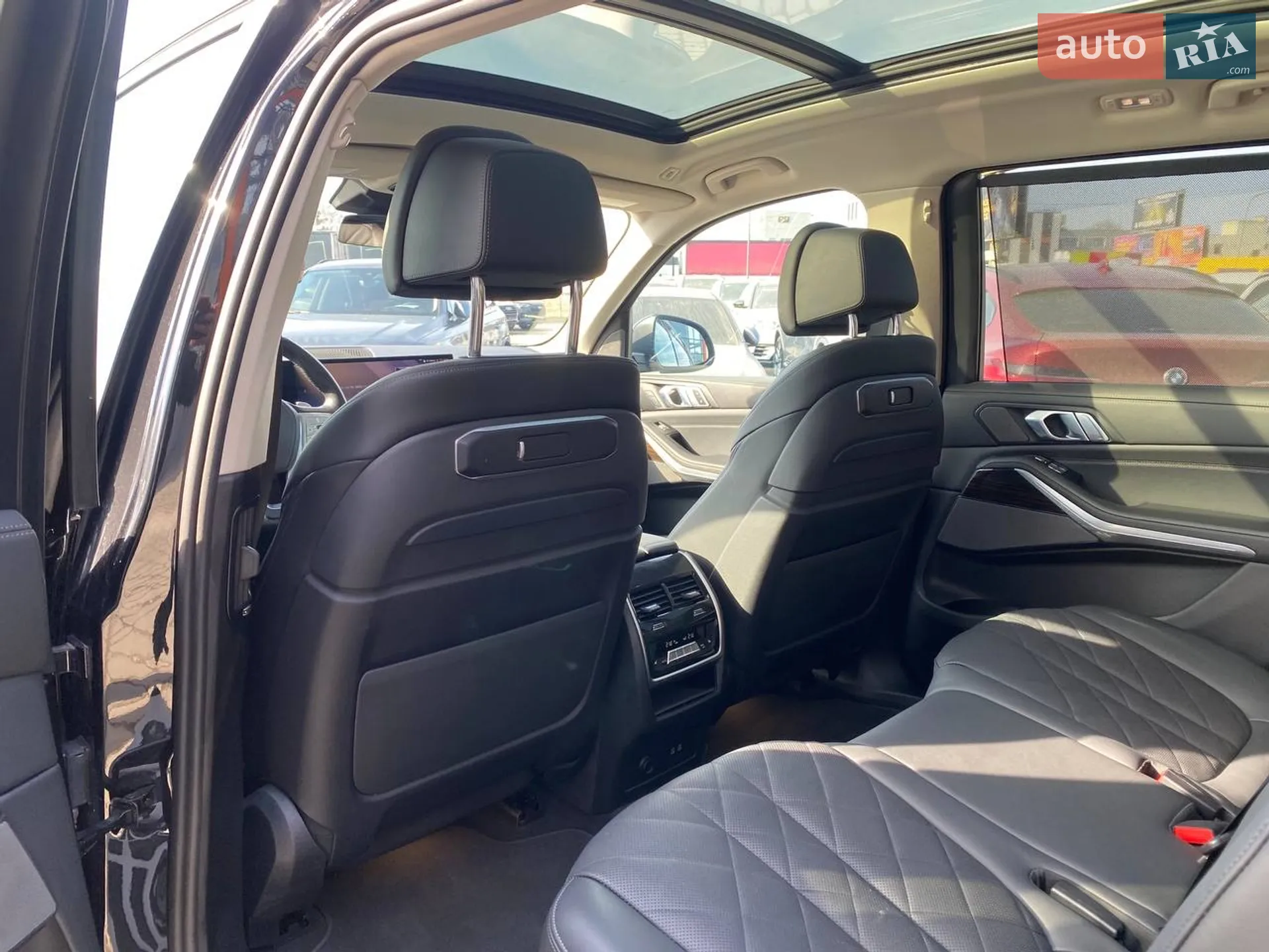 2023 BMW X7 - мініатюра 27