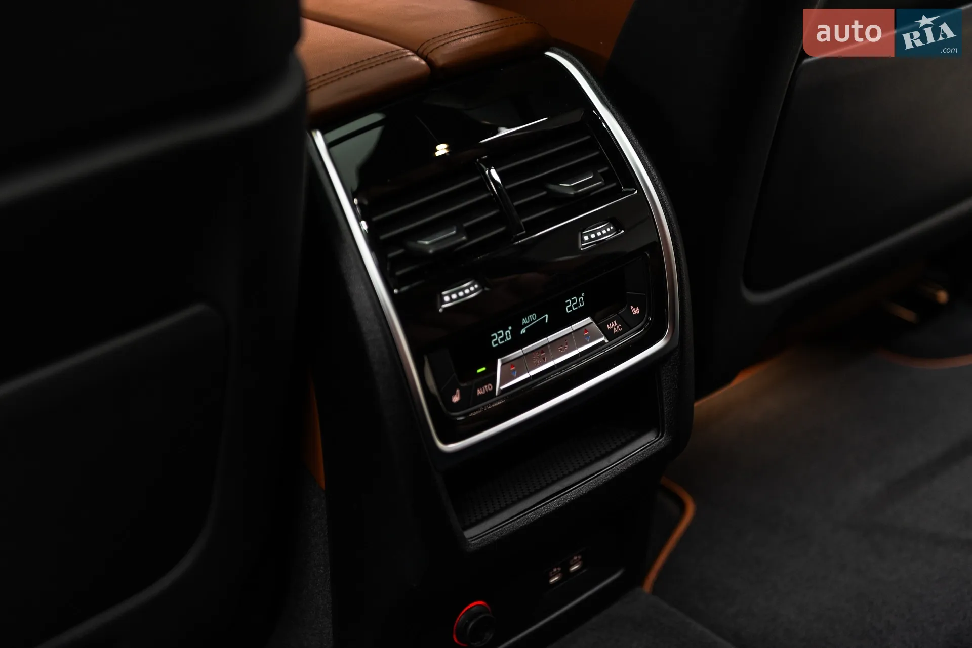 2023 BMW X7 - мініатюра 37