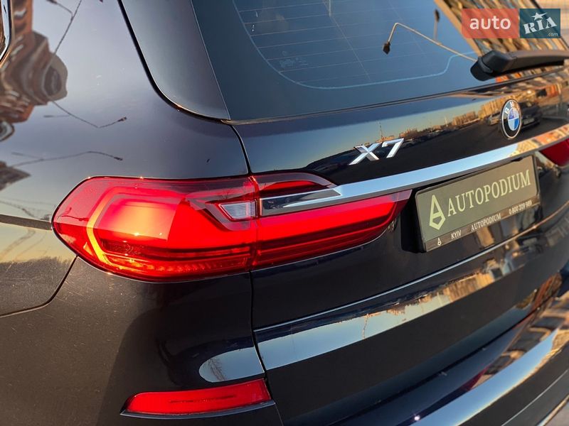 Внедорожник / Кроссовер BMW X7 2022 в Киеве