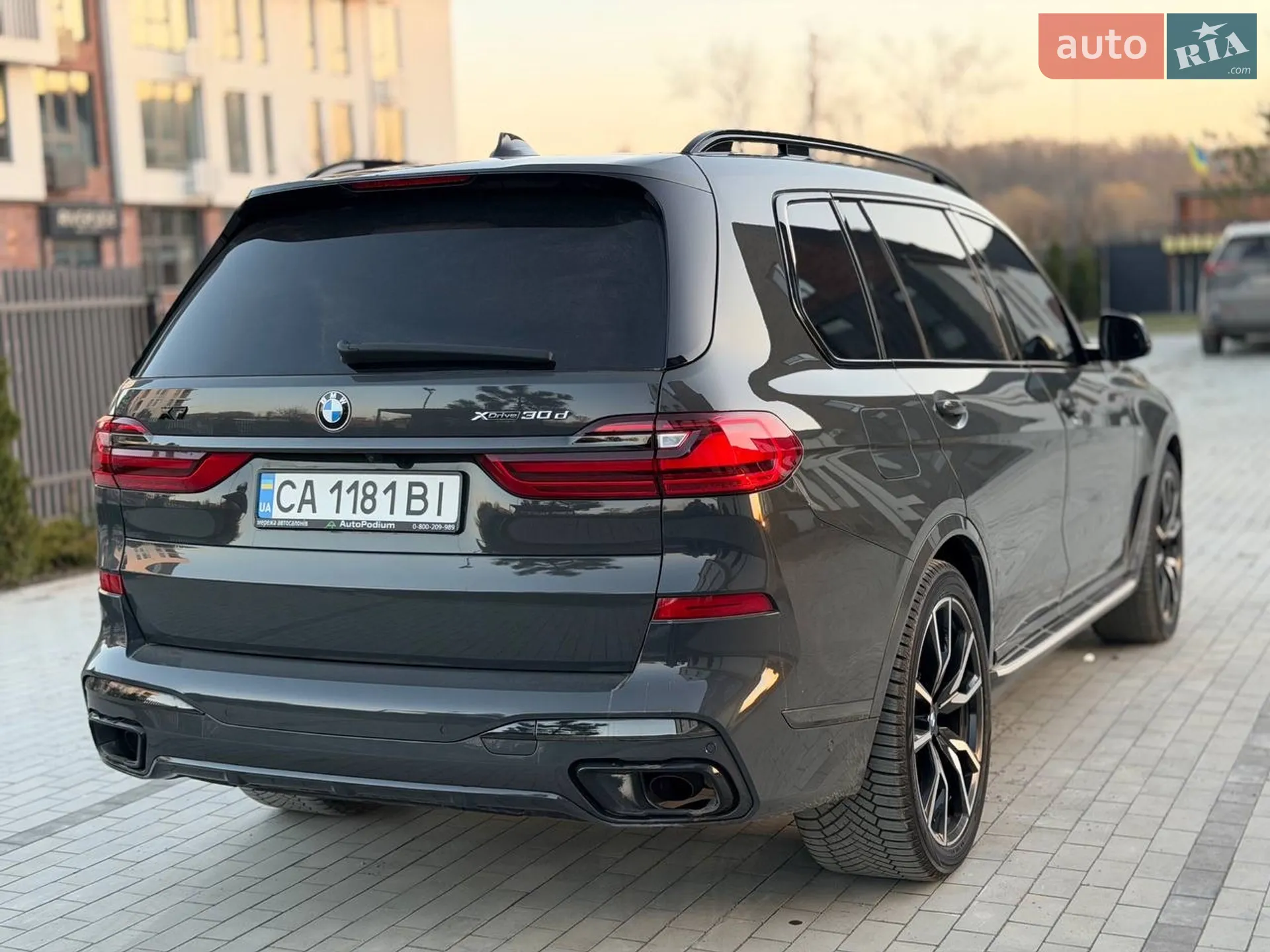 2021 BMW X7 - мініатюра 8