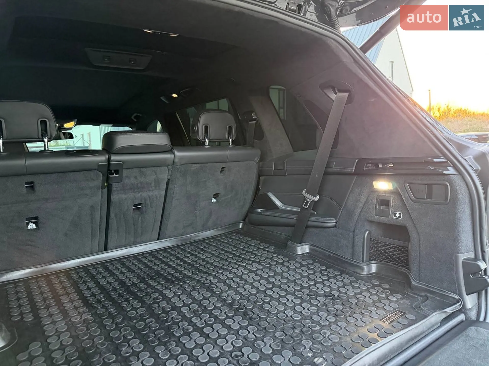 2021 BMW X7 - мініатюра 20