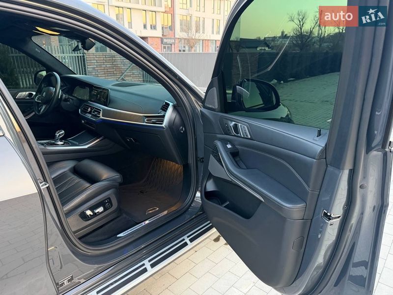 Внедорожник / Кроссовер BMW X7 2021 в Умани