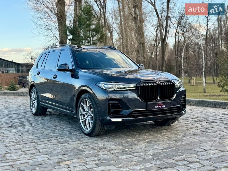 Позашляховик / Кросовер BMW X7 2020 в Києві