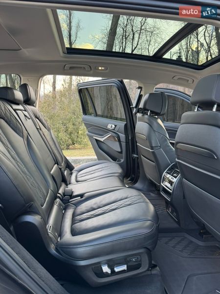 Позашляховик / Кросовер BMW X7 2020 в Києві