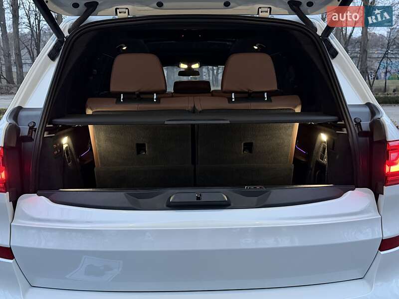 Позашляховик / Кросовер BMW X7 2022 в Києві