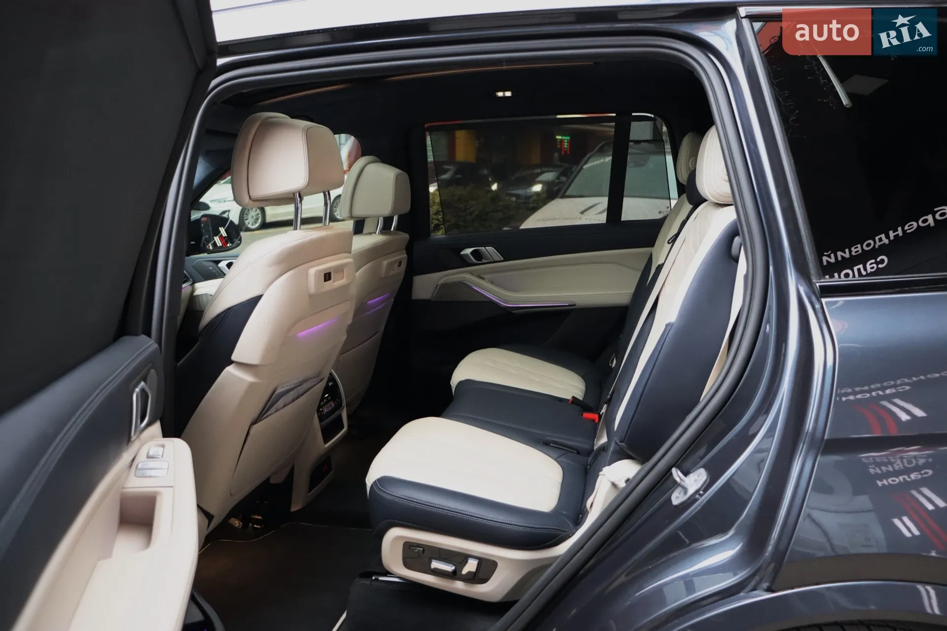 2019 BMW X7 - мініатюра 37