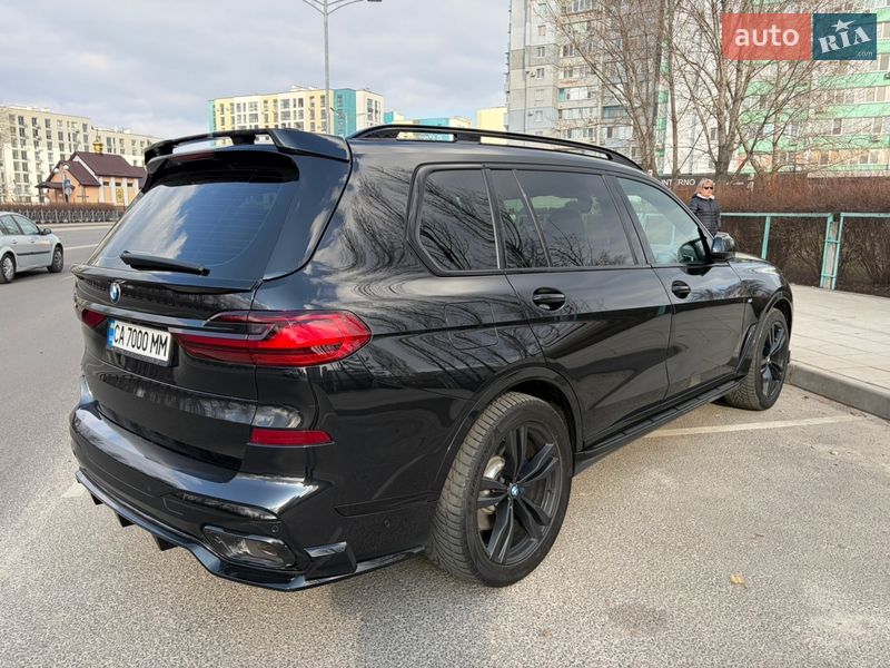 Внедорожник / Кроссовер BMW X7 2022 в Черкассах
