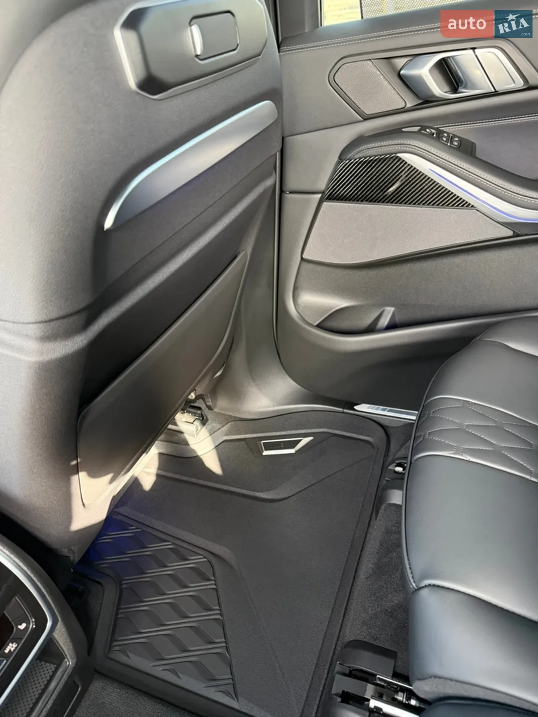 2025 BMW X7 - мініатюра 30