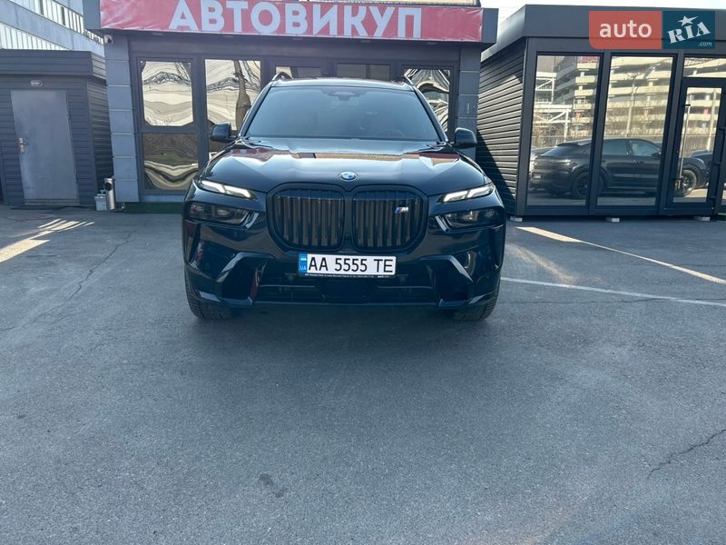 Внедорожник / Кроссовер BMW X7 2025 в Киеве