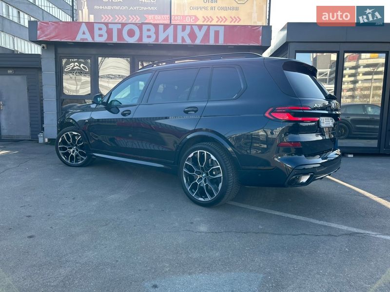 Внедорожник / Кроссовер BMW X7 2025 в Киеве