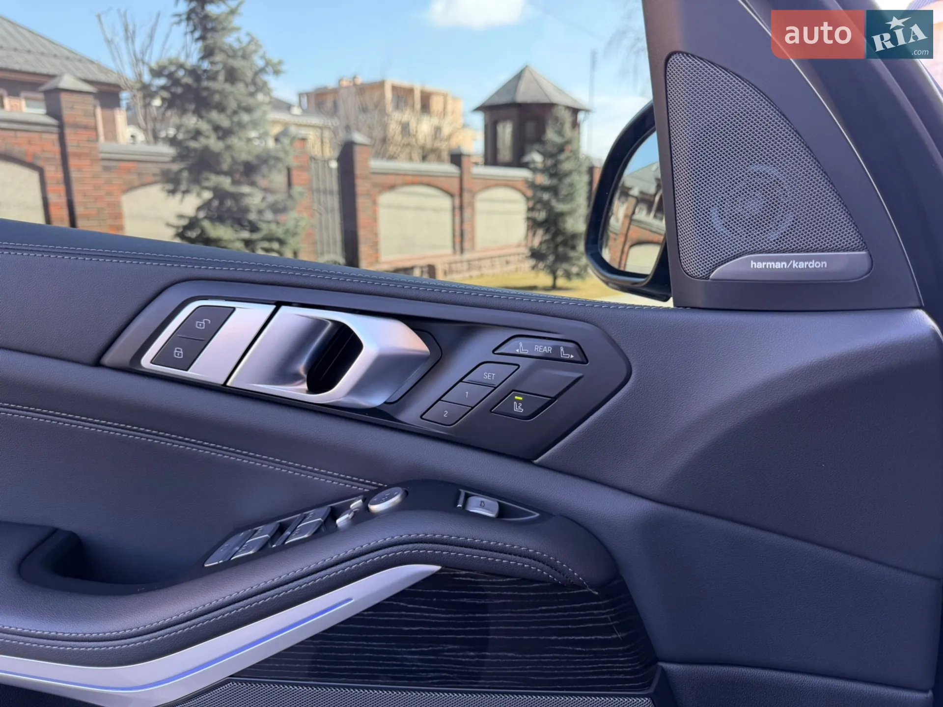 2023 BMW X7 - мініатюра 38