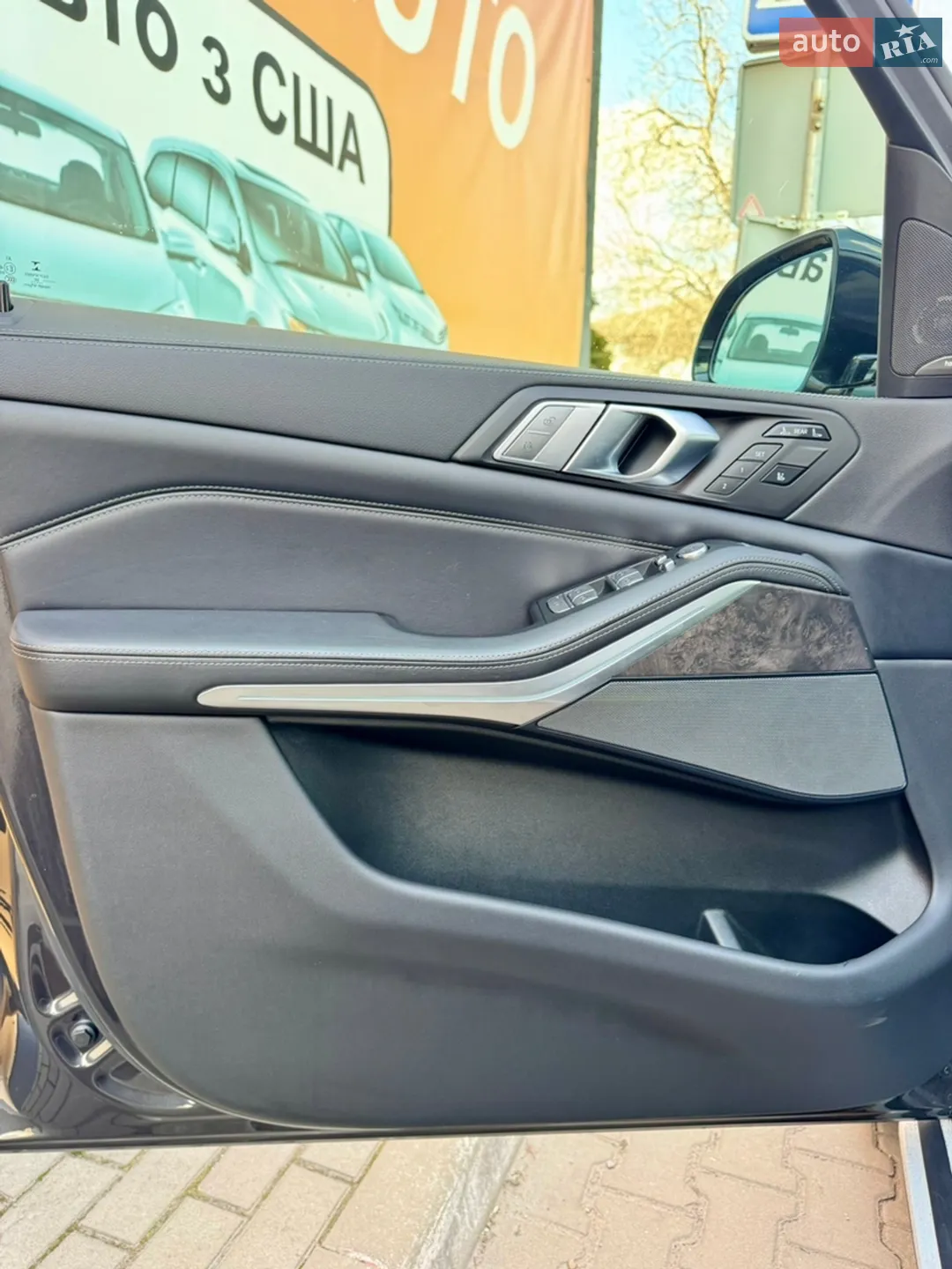 2020 BMW X7 - мініатюра 33