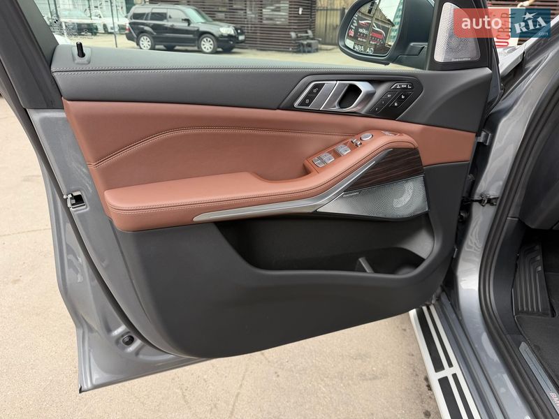 Внедорожник / Кроссовер BMW X7 2024 в Киеве фото 23 Внедорожник / Кроссовер BMW X7 2024 в Киеве