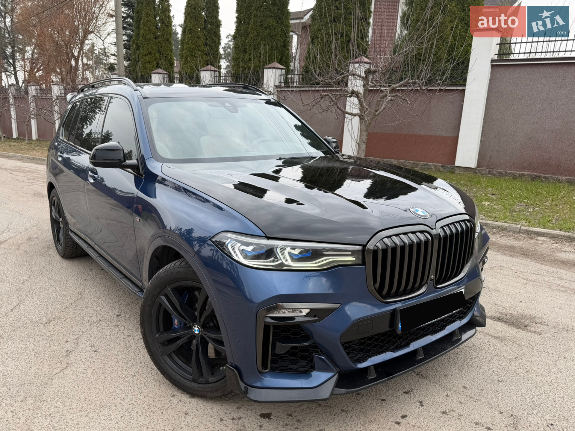 2020 BMW X7 - фото 1