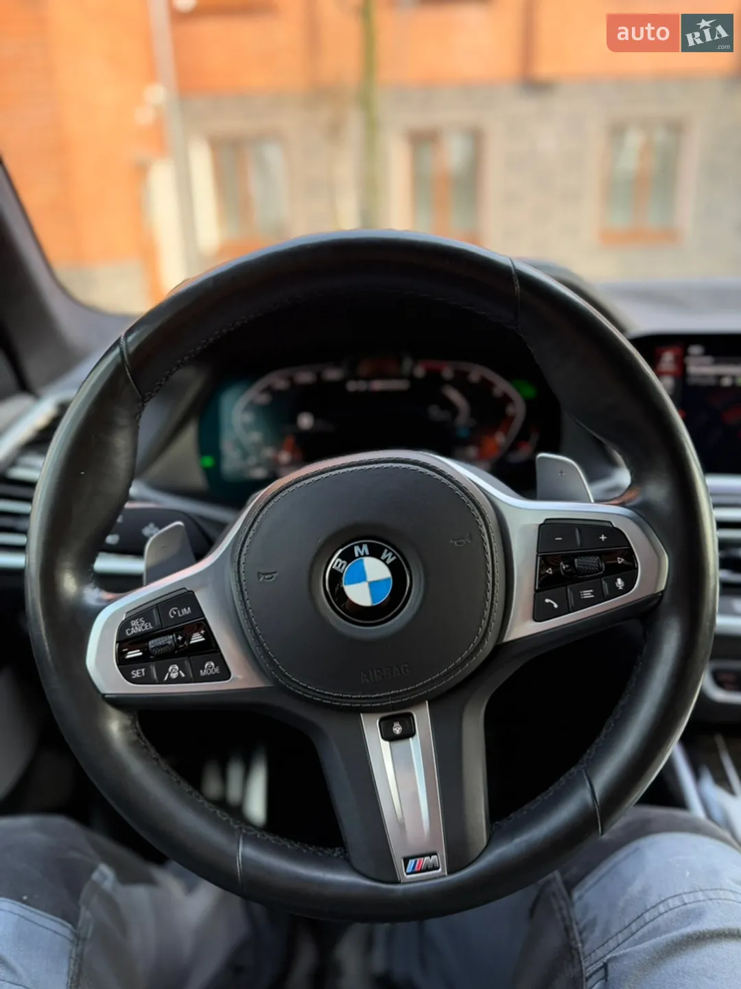2020 BMW X7 - мініатюра 22