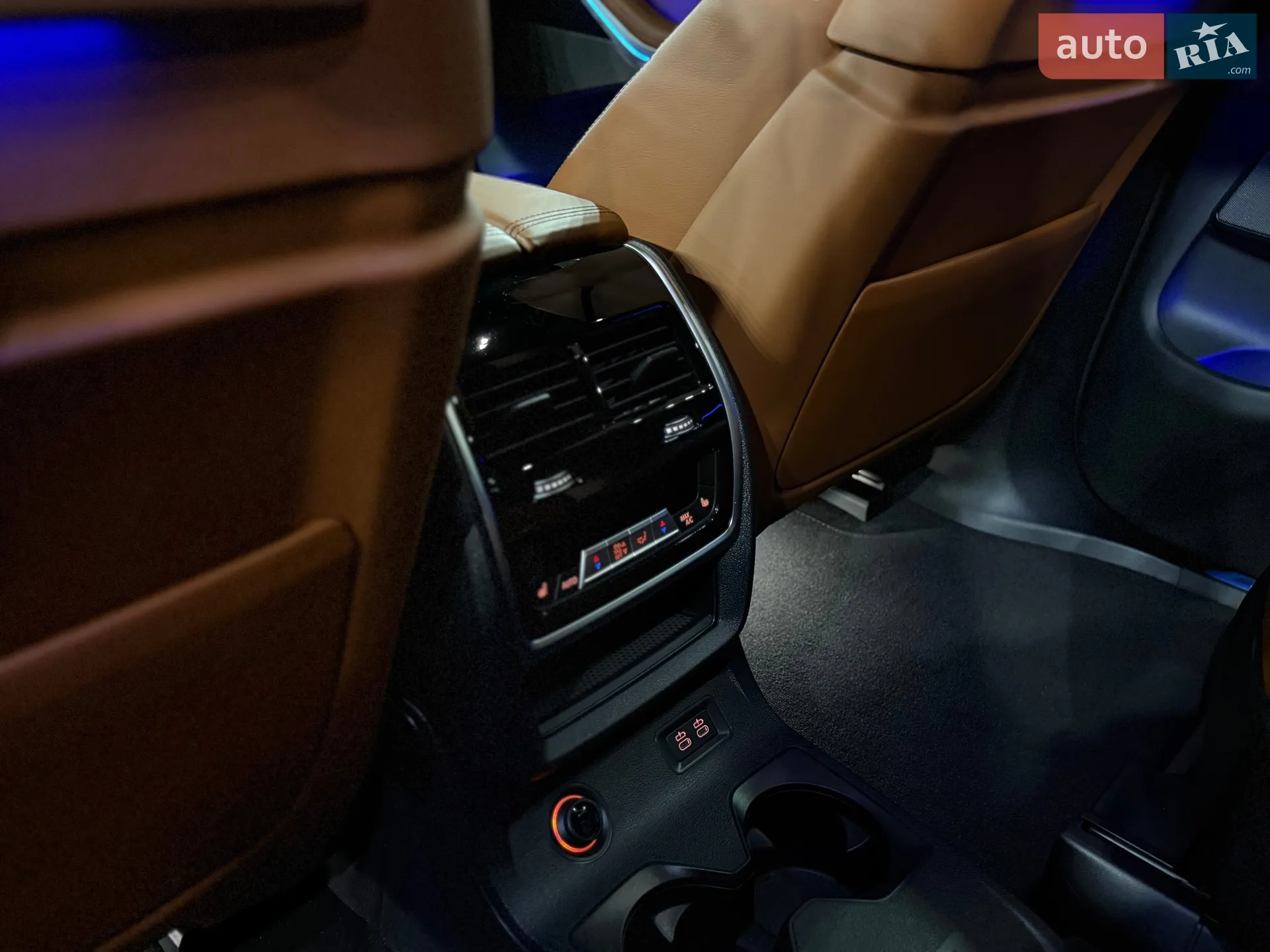 2023 BMW X7 - мініатюра 17