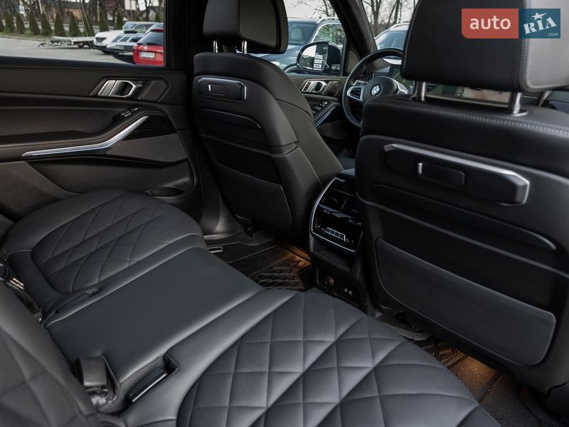 Позашляховик / Кросовер BMW X7 2025 в Львові фото 32 Позашляховик / Кросовер BMW X7 2025 в Львові
