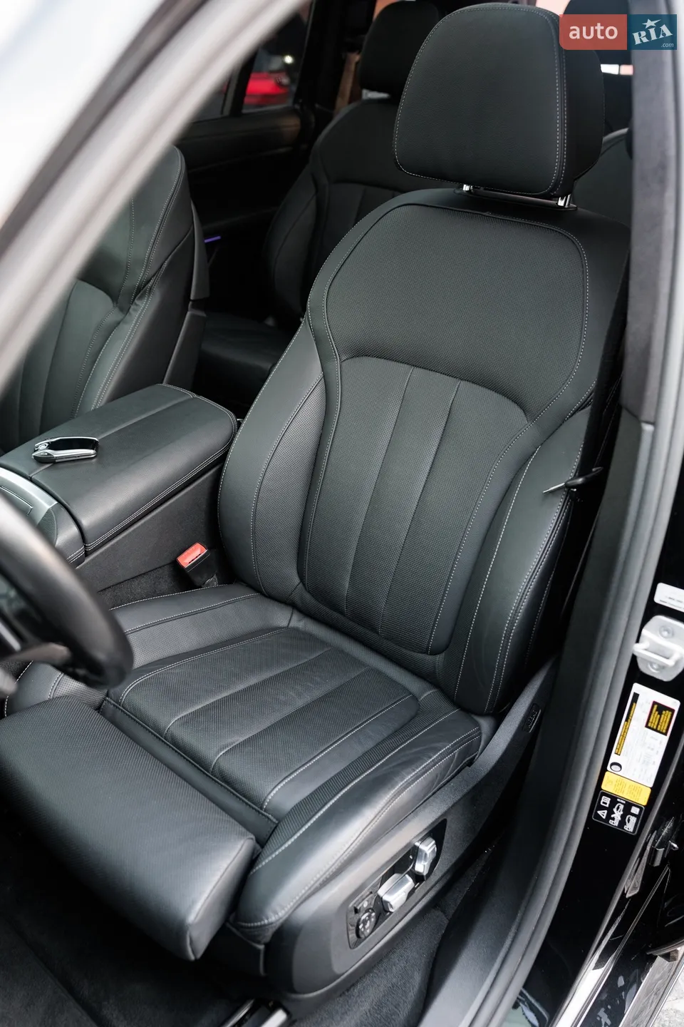 2021 BMW X7 - мініатюра 20