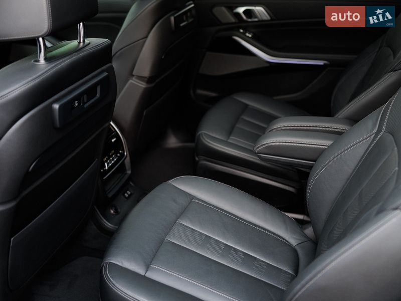 Внедорожник / Кроссовер BMW X7 2021 в Днепре