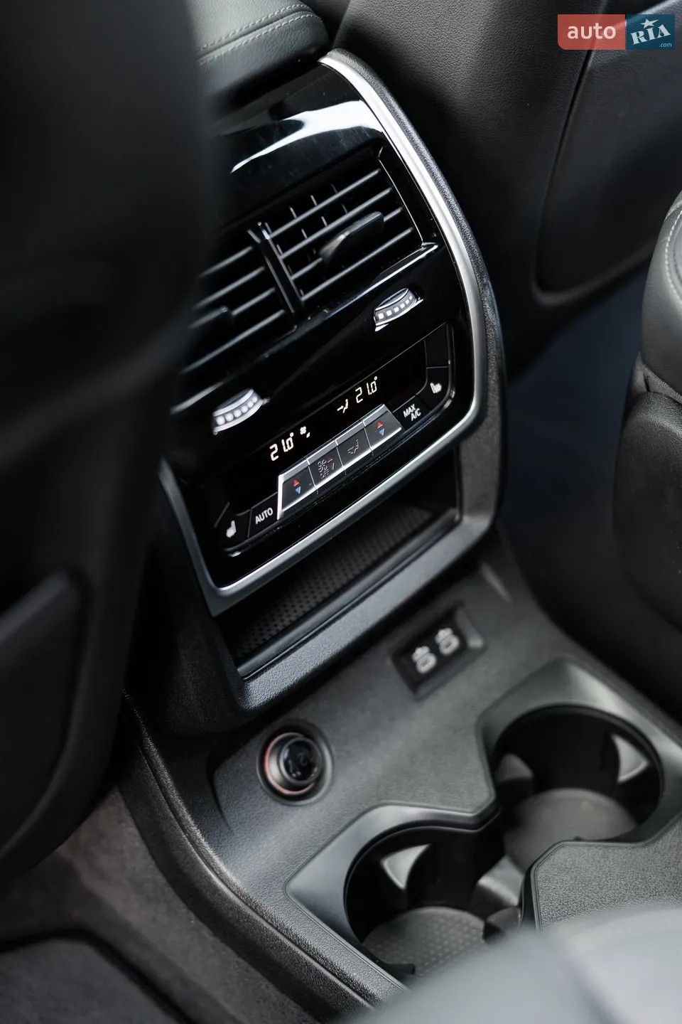 2021 BMW X7 - мініатюра 31