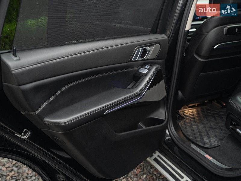 Внедорожник / Кроссовер BMW X7 2022 в Черновцах фото 48 Внедорожник / Кроссовер BMW X7 2022 в Черновцах