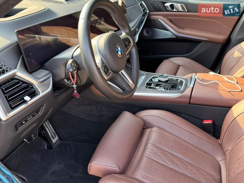 Позашляховик / Кросовер BMW X7 2024 в Києві
