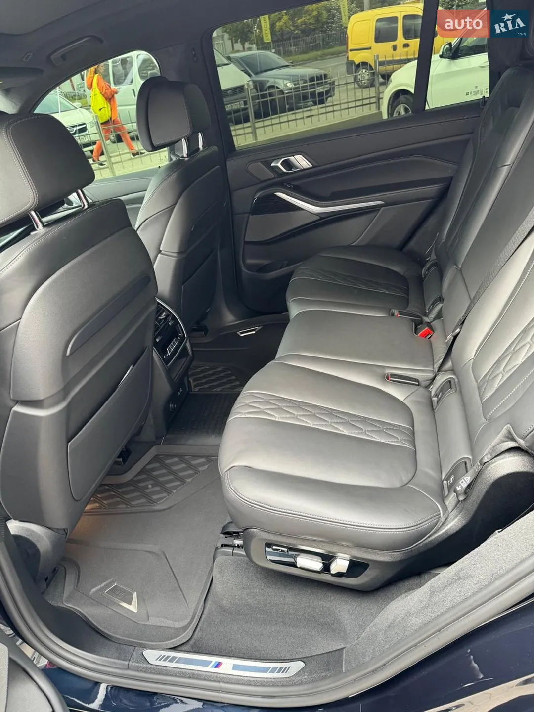 2021 BMW X7 - мініатюра 6