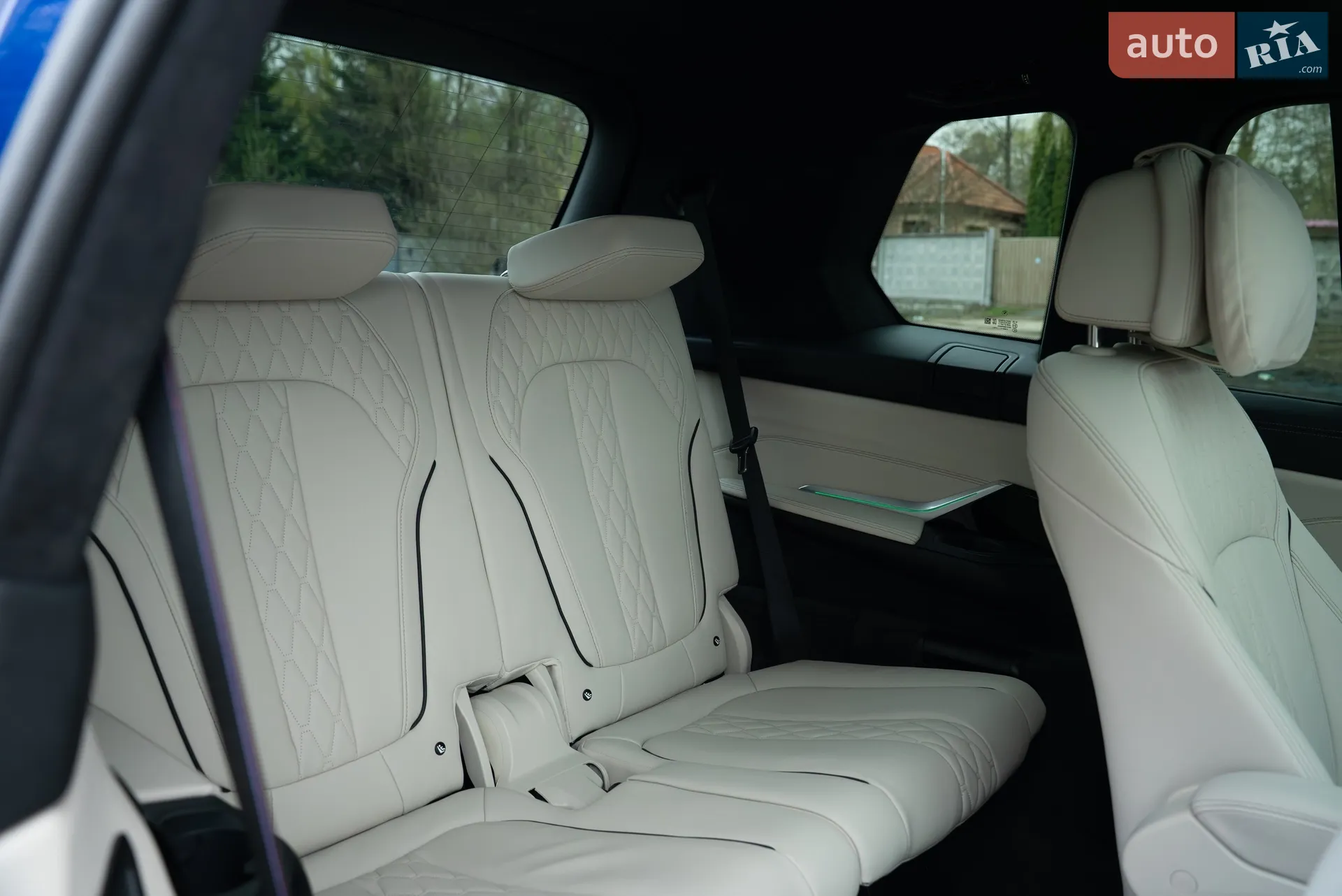 2023 BMW X7 - мініатюра 39