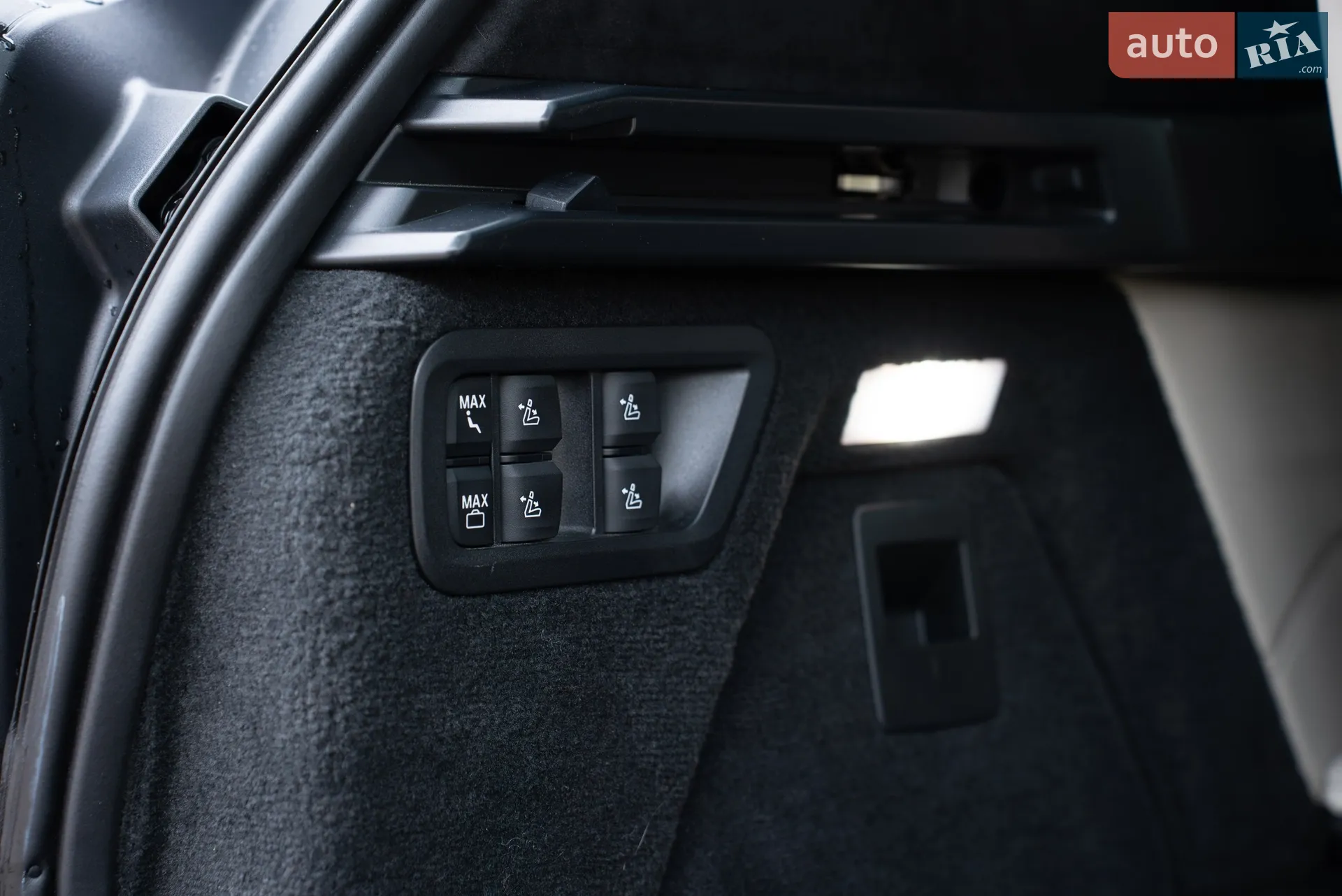 2023 BMW X7 - мініатюра 47
