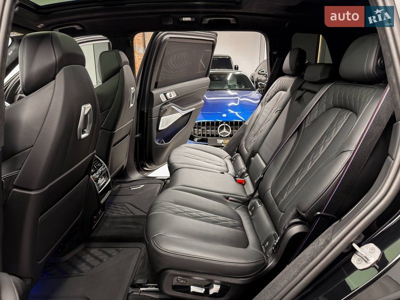 Внедорожник / Кроссовер BMW X7 2024 в Киеве