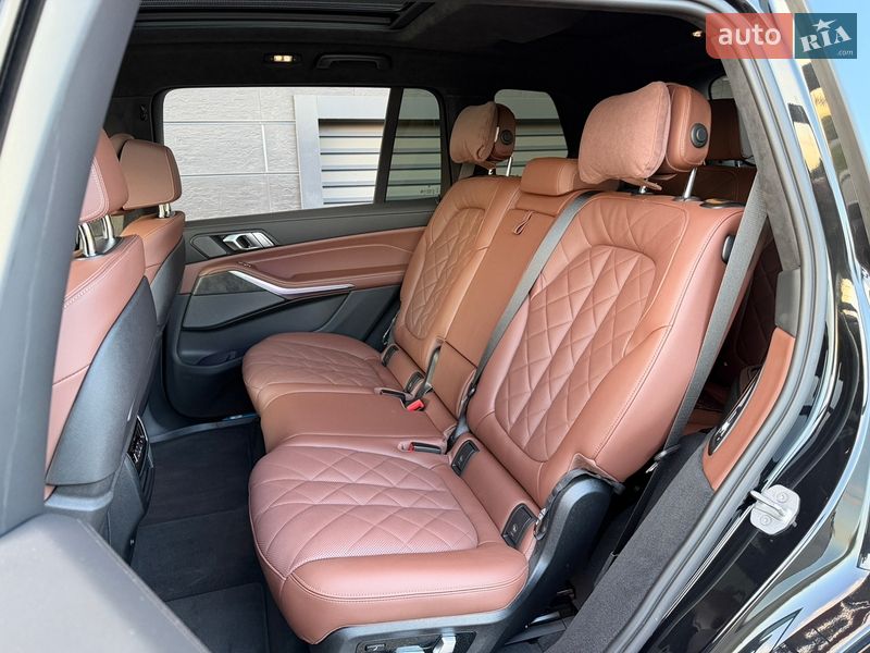 Позашляховик / Кросовер BMW X7 2023 в Києві фото 15 Позашляховик / Кросовер BMW X7 2023 в Києві