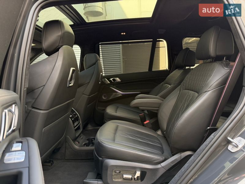 Позашляховик / Кросовер BMW X7 2023 в Києві фото 29 Позашляховик / Кросовер BMW X7 2023 в Києві