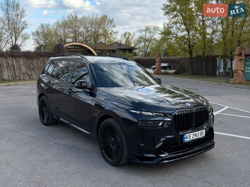 Внедорожник / Кроссовер BMW X7 2025 в Днепре