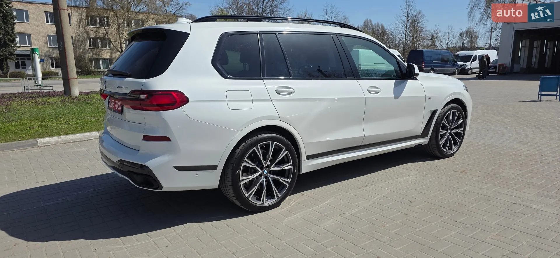2021 BMW X7 - мініатюра 149