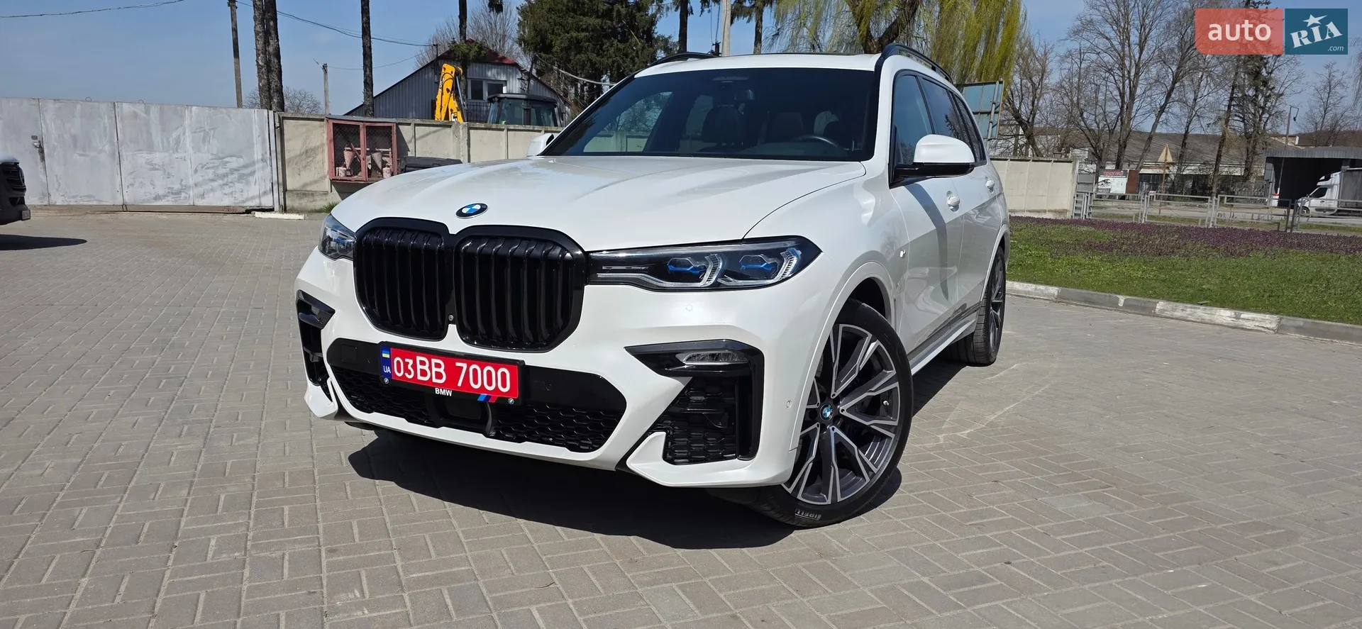 2021 BMW X7 - мініатюра 171