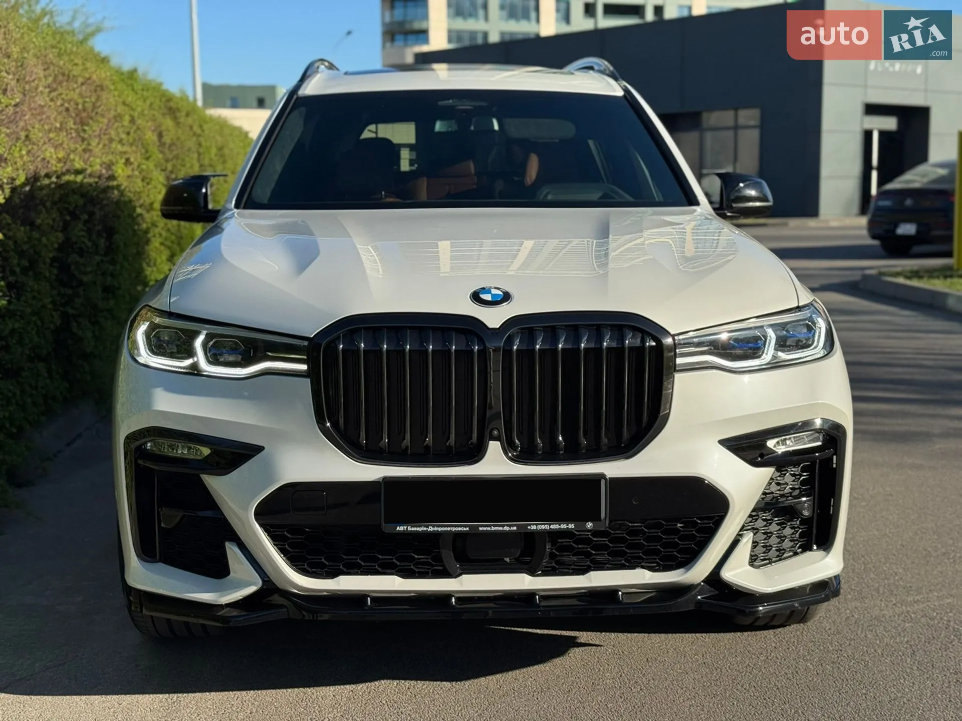 2021 BMW X7 - мініатюра 10