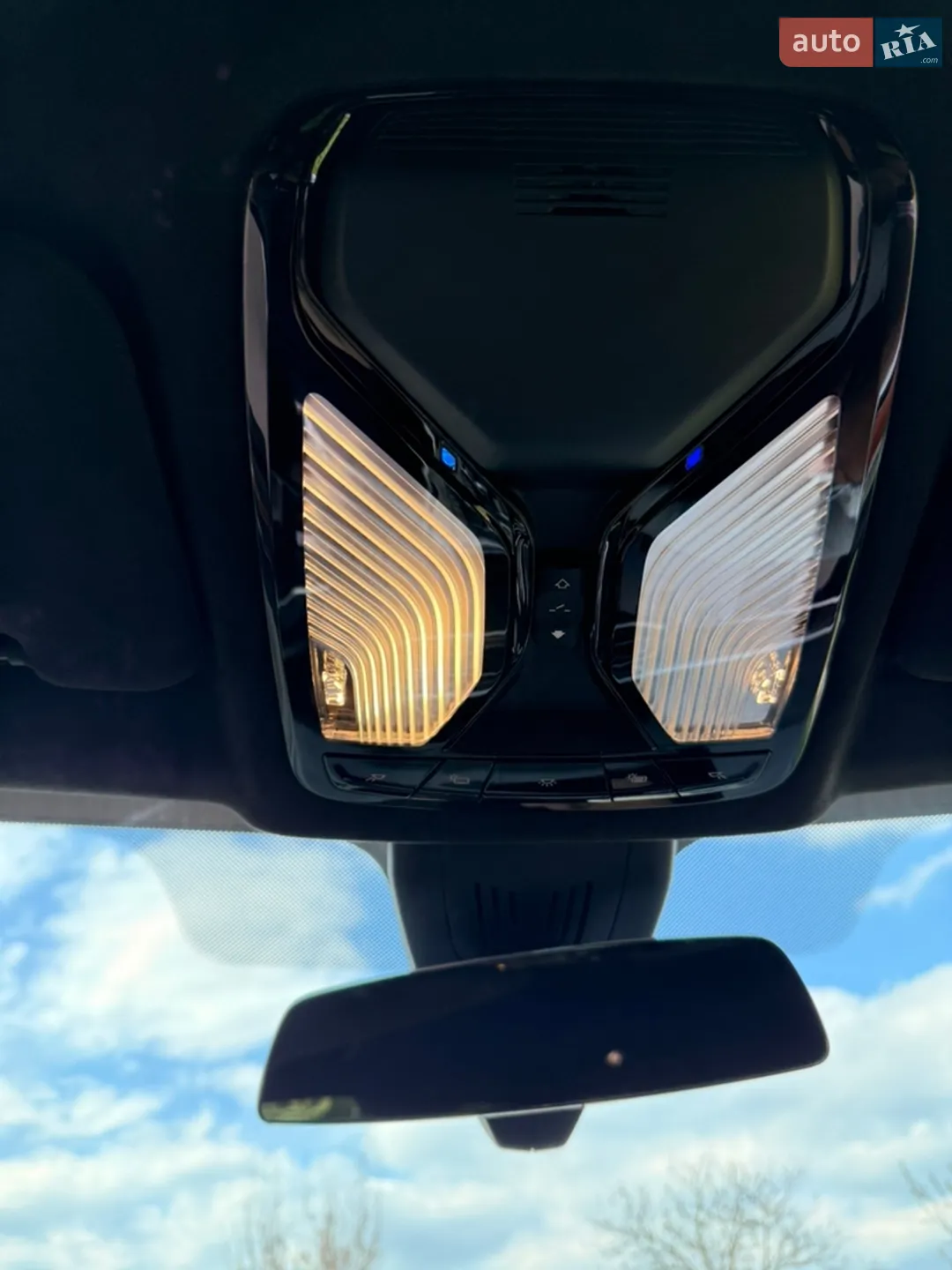 2020 BMW X7 - мініатюра 15