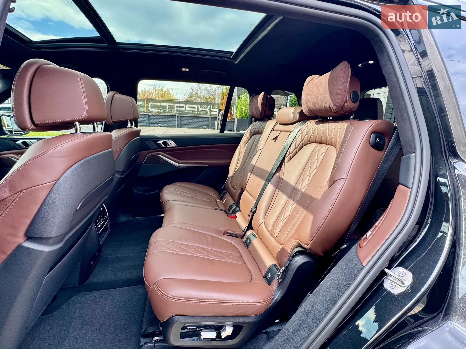2021 BMW X7 - мініатюра 27