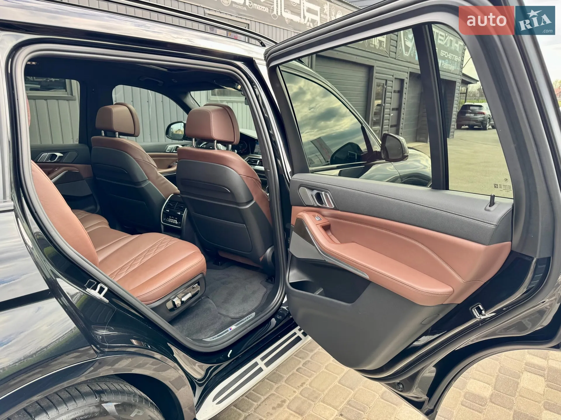 2021 BMW X7 - мініатюра 44