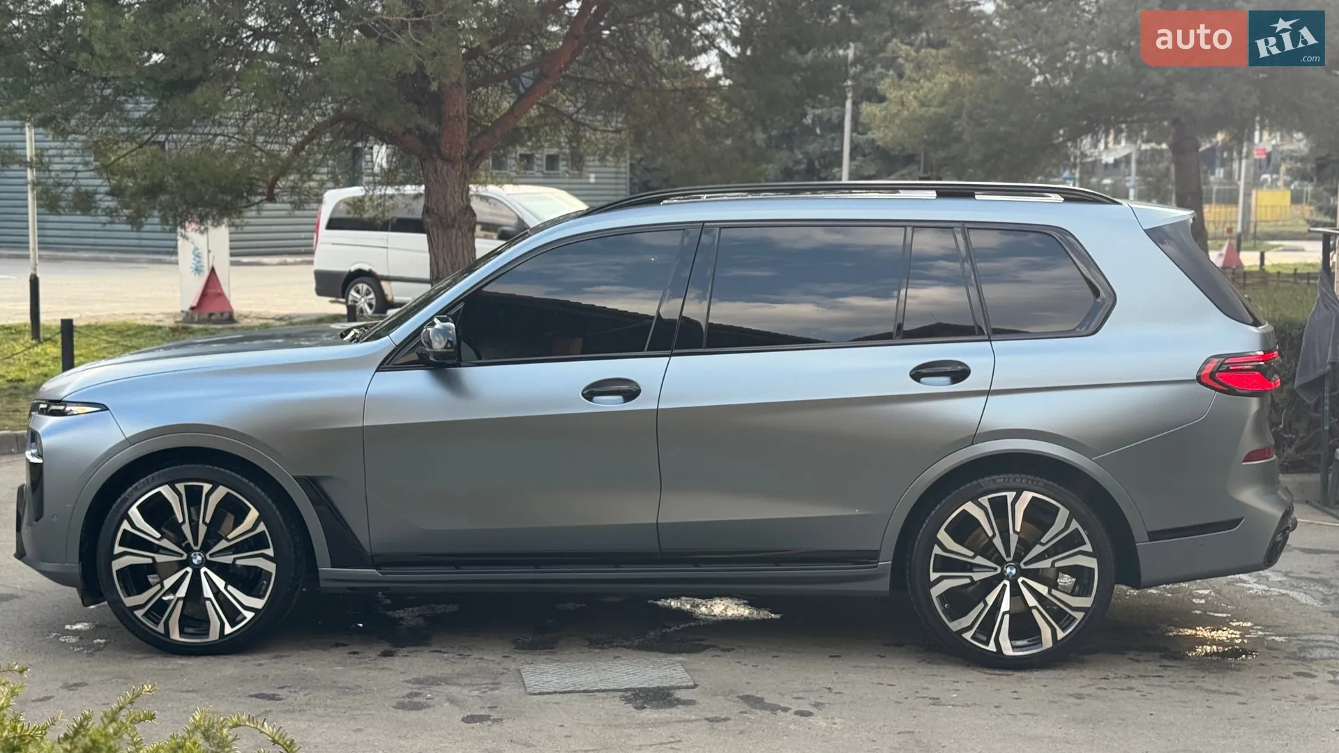 2022 BMW X7 - мініатюра 37