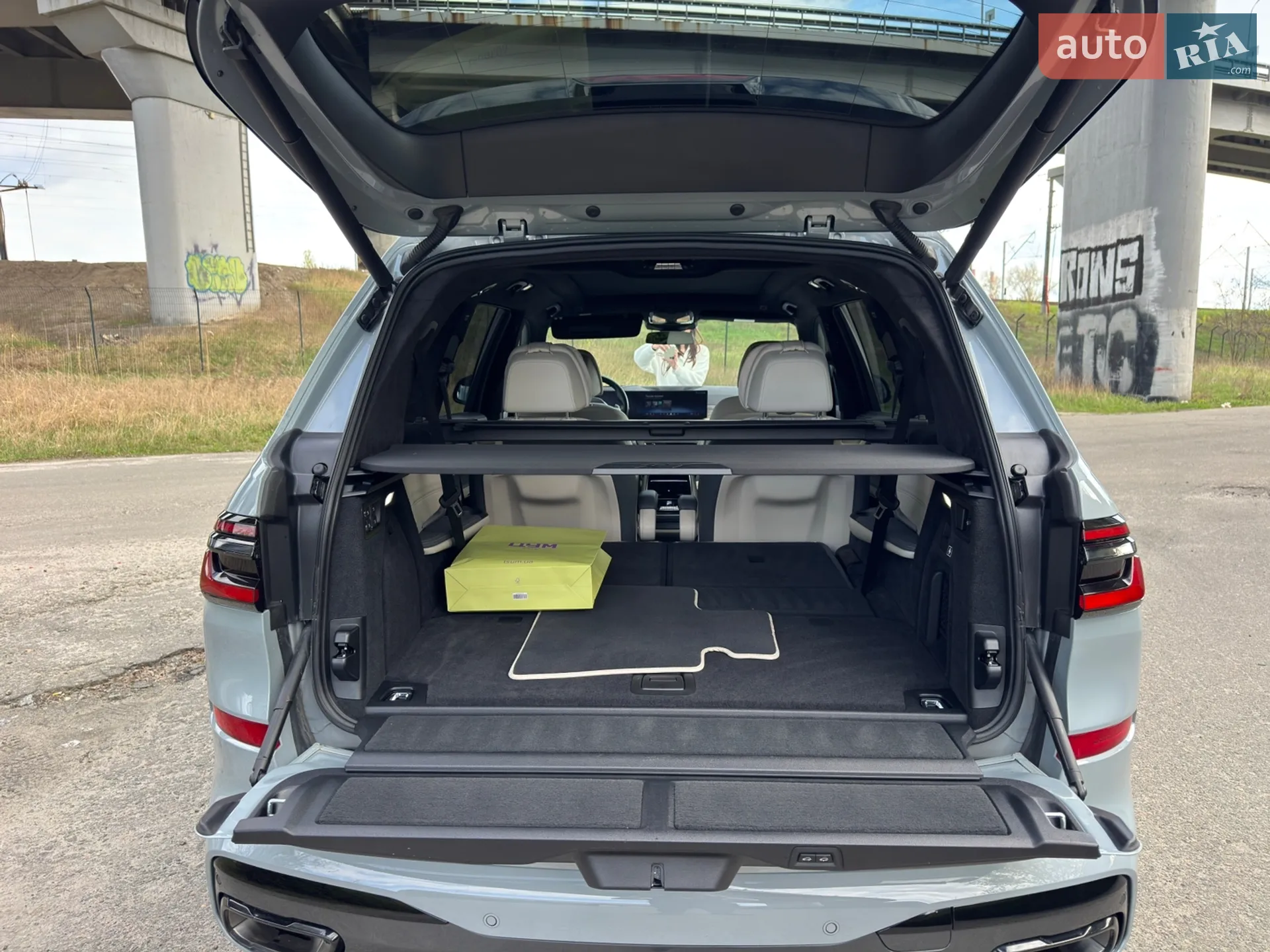 2023 BMW X7 - мініатюра 54