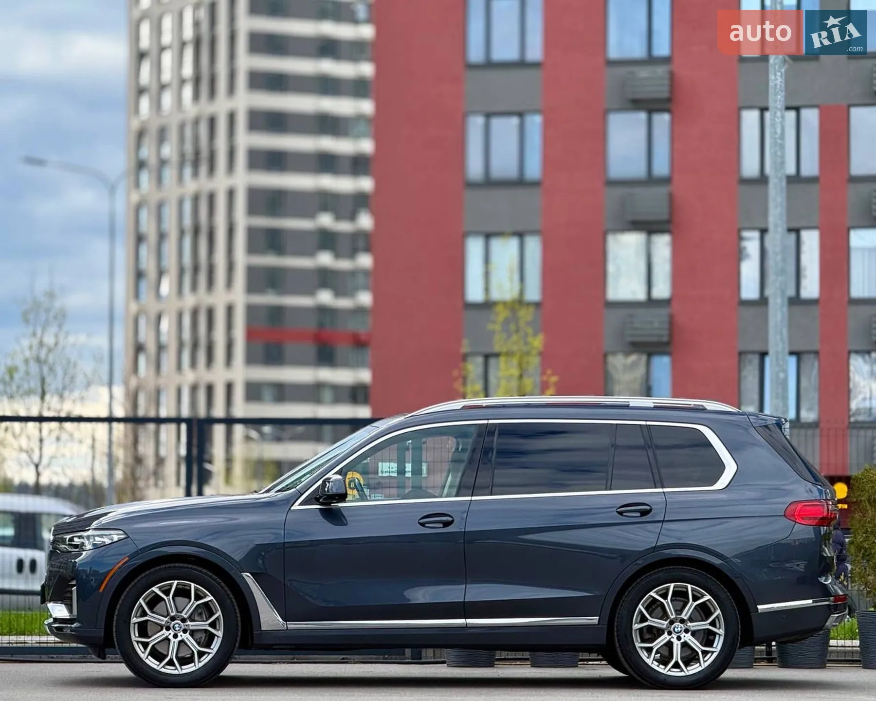 2019 BMW X7 - мініатюра 11
