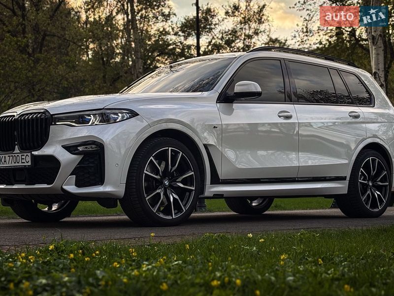 Внедорожник / Кроссовер BMW X7 2022 в Киеве