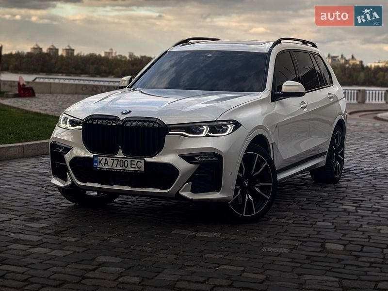 Внедорожник / Кроссовер BMW X7 2022 в Киеве