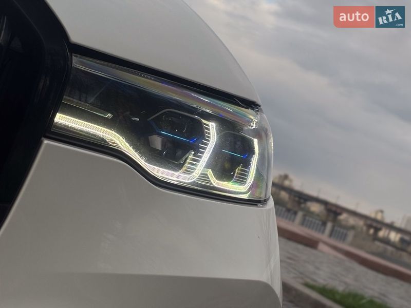Внедорожник / Кроссовер BMW X7 2022 в Киеве