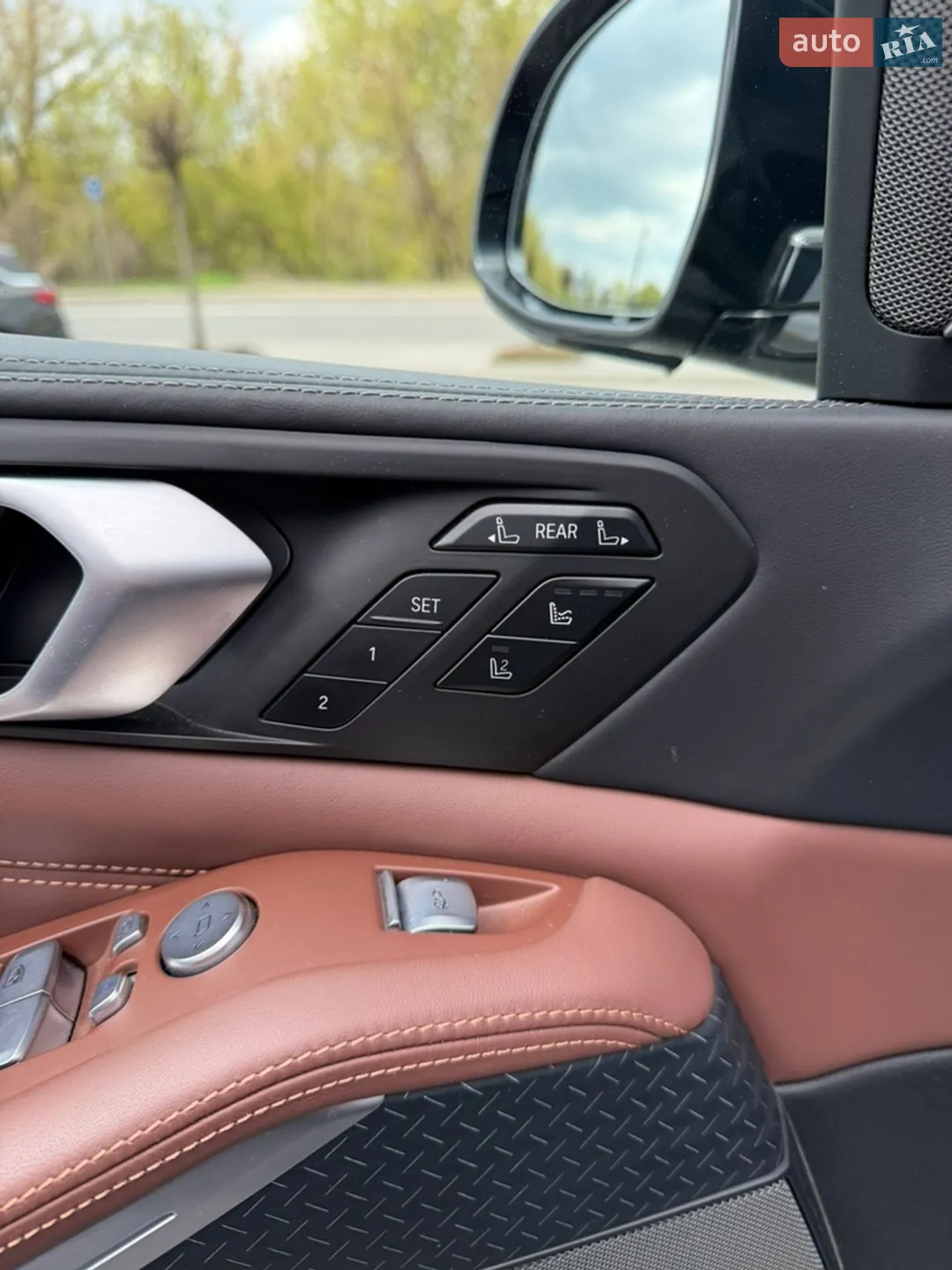 2021 BMW X7 - мініатюра 19